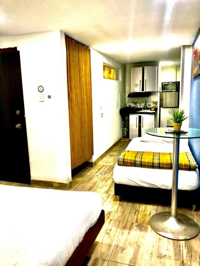 Bogota Rooms Heroes Luaran gambar