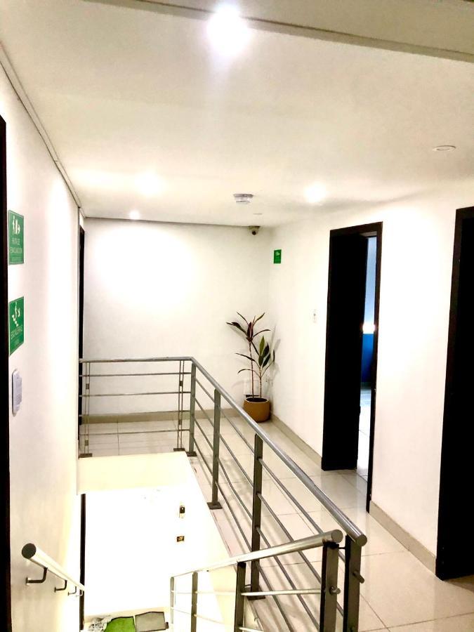 Bogota Rooms Heroes Luaran gambar