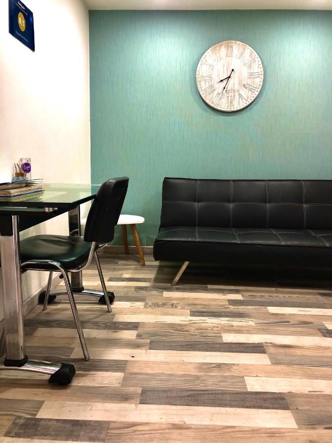 Bogota Rooms Heroes Luaran gambar