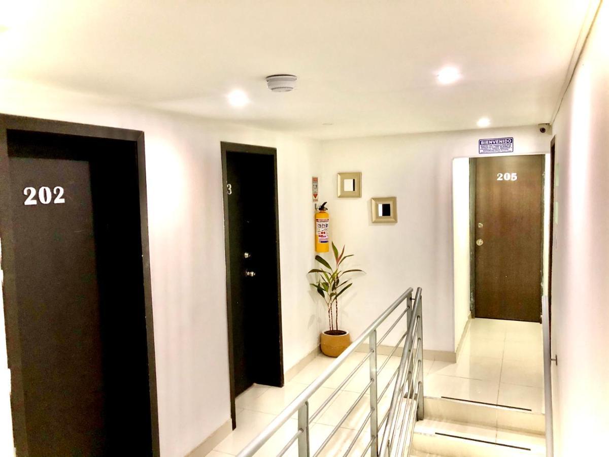 Bogota Rooms Heroes Luaran gambar