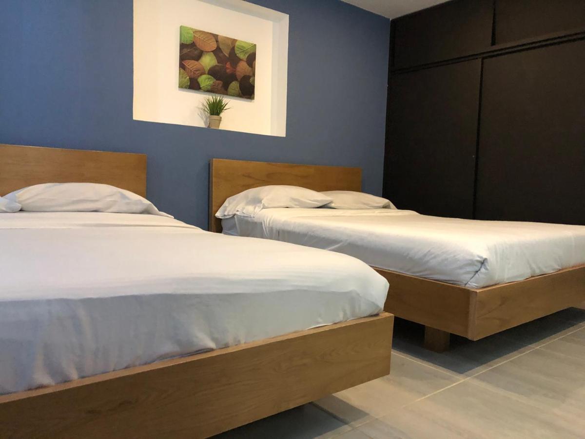 Bogota Rooms Heroes Luaran gambar