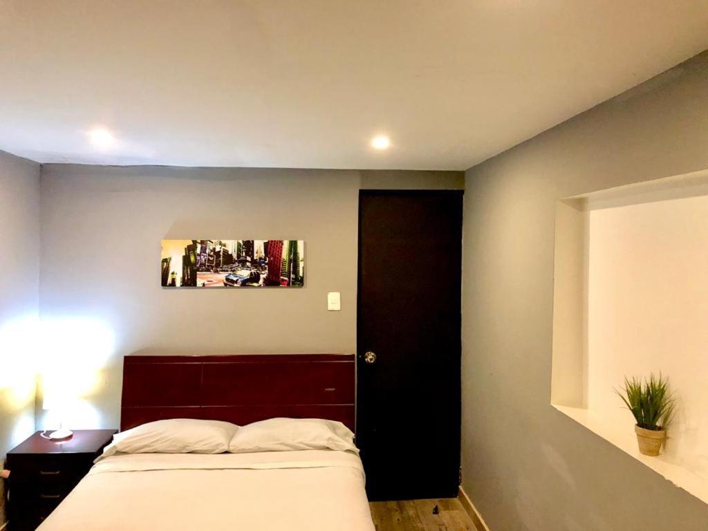 Bogota Rooms Heroes Luaran gambar